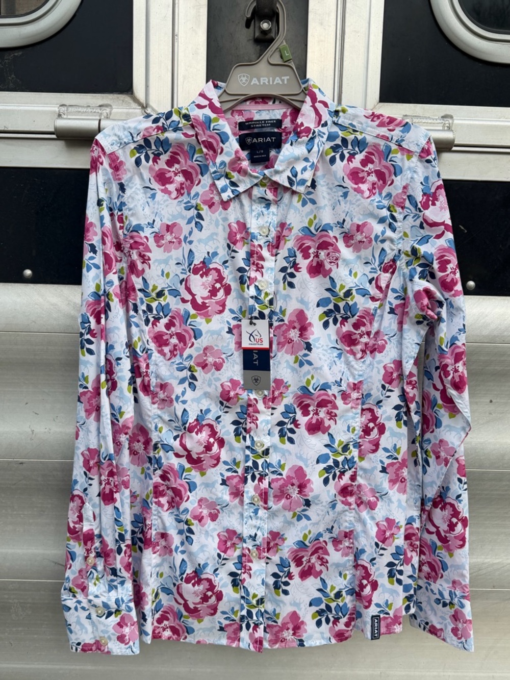 Women’s Ariat Button Down Shirt